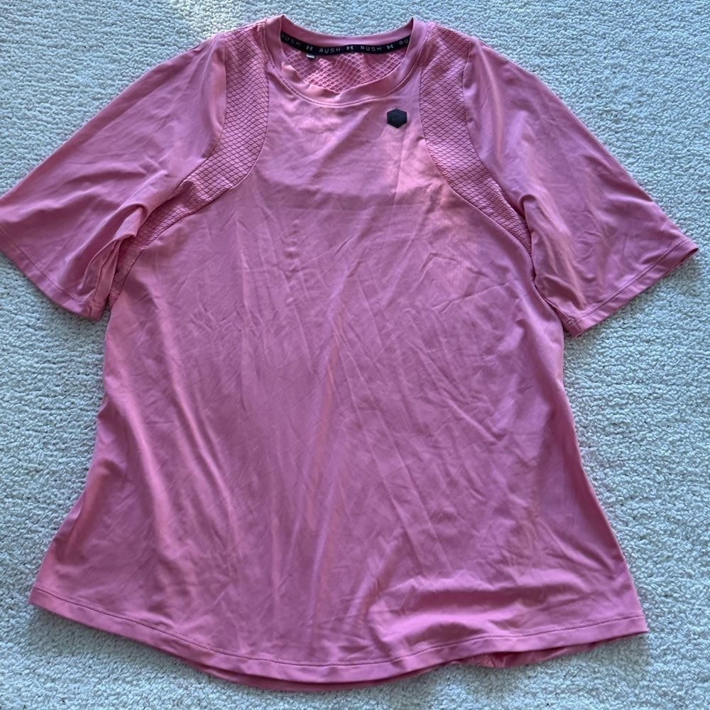 Under Armour Rush Top Women's Pink Athletic Top Size Medium - Large - Picture 4 of 7
